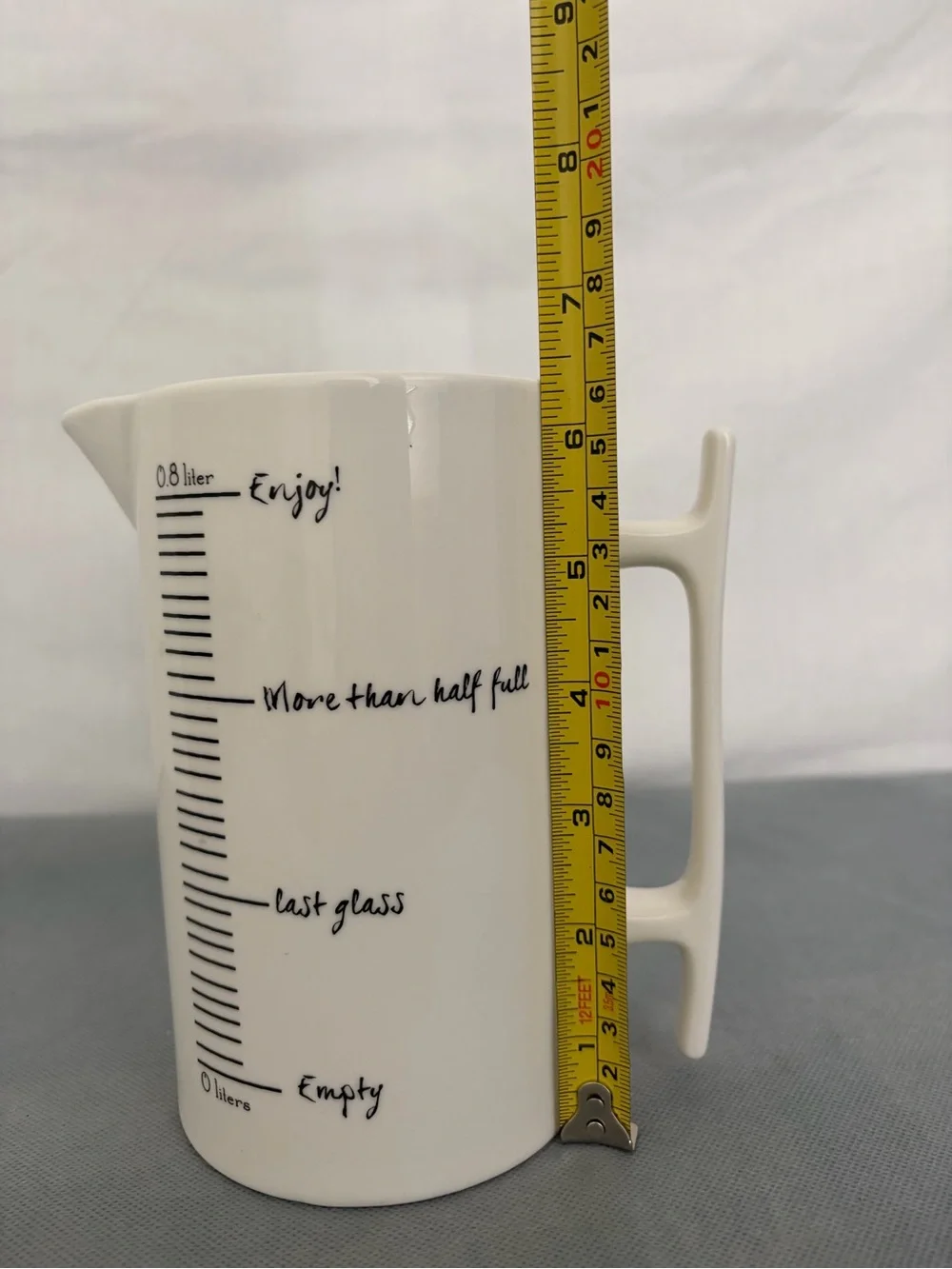 Creative Co-op White Ceramic Measuring Pitcher 0.8L Excellent(F299)